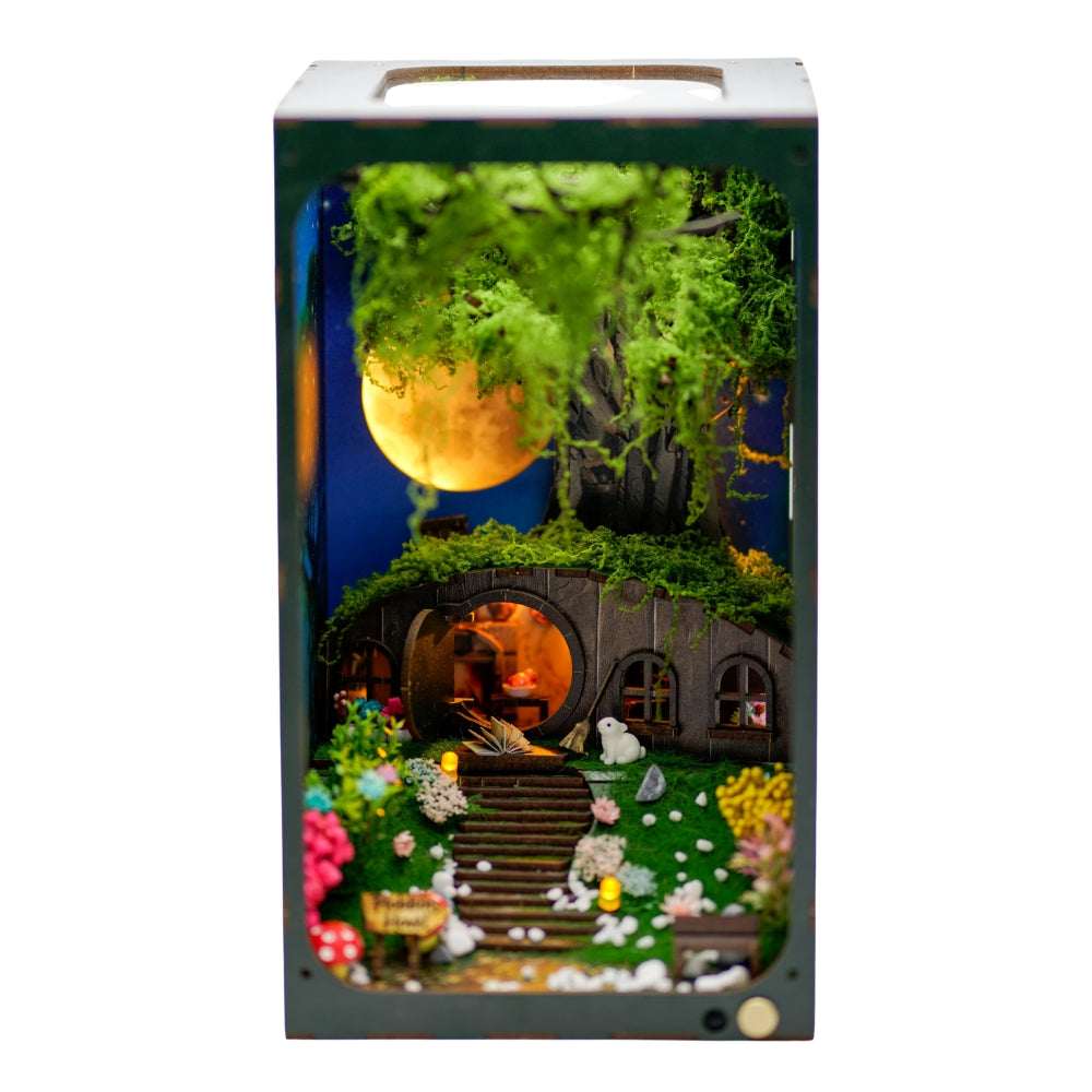 [Pre Order] Hobbins Hovel DIY Book Nook Kit