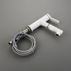 Contemporary Single Handle Faucet Retractable Sink Faucet with Lever Handle