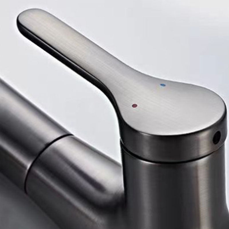 Modern Sink Faucet Lever Handle Copper Low Arc Pull-Out Sink Faucet