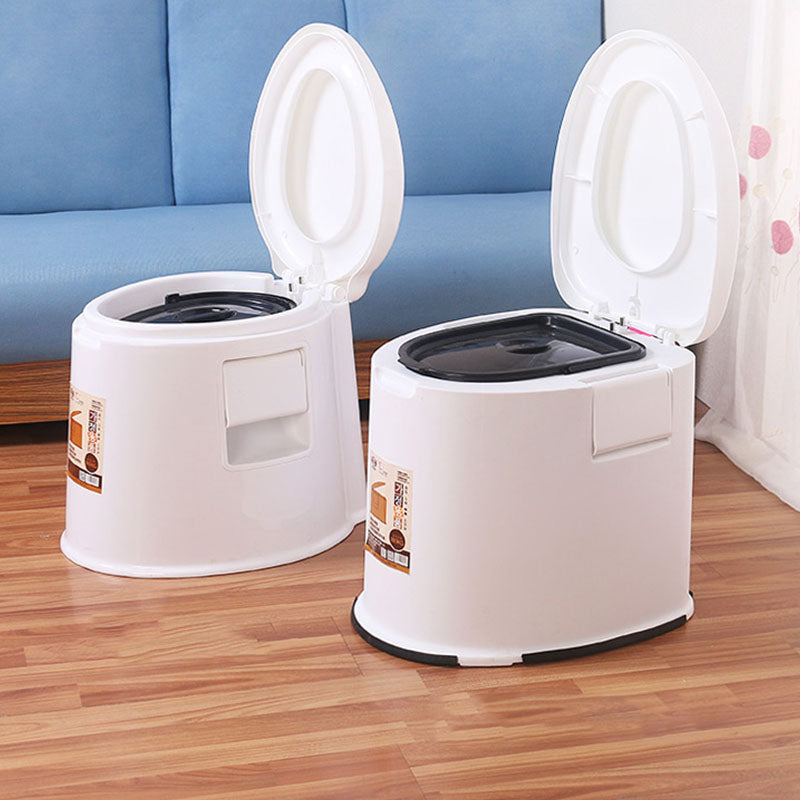Contemporary Plastic Floor-Mounted Toilet Bowl with Seat for the Bathroom