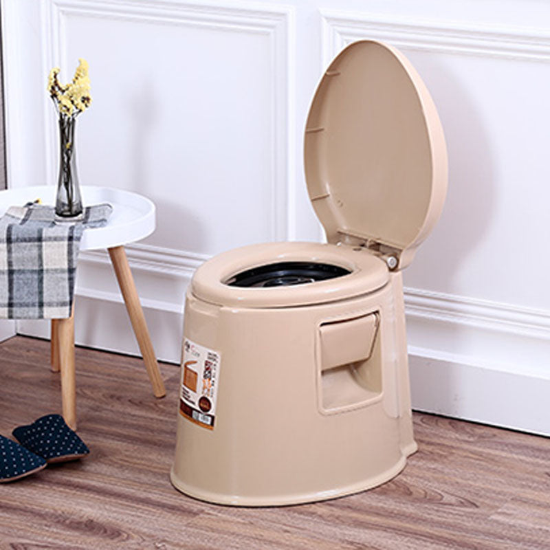 Contemporary Plastic Floor-Mounted Toilet Bowl with Seat for the Bathroom