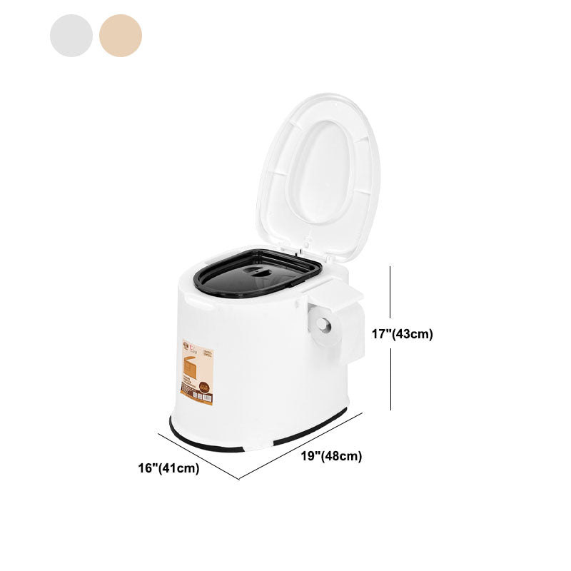 Contemporary Plastic Floor-Mounted Toilet Bowl with Seat for the Bathroom