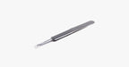 Safe use of blackhead remover tweezers - Provides precise grip on the blackheads without damaging the skin