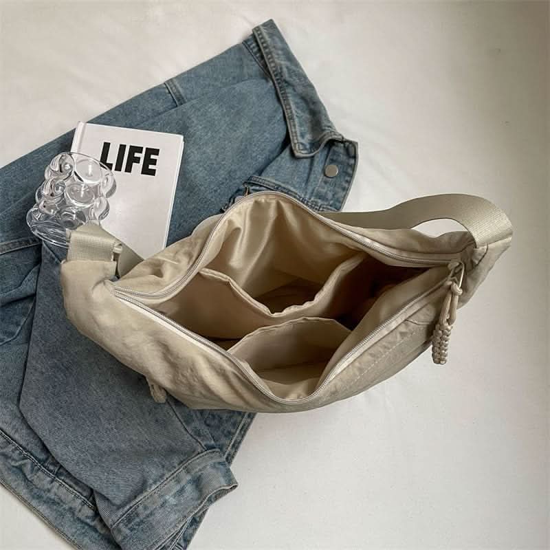 Stylish shoulder bag for everyday & leisure use