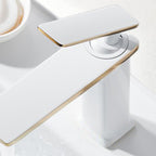 Single Hole Sink Faucet 6.69" H Modern Luxury Sink Faucet