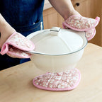 KeukenHart Heat Resistant Oven Mitt Set – Decorative Heart Shaped Grip Pads