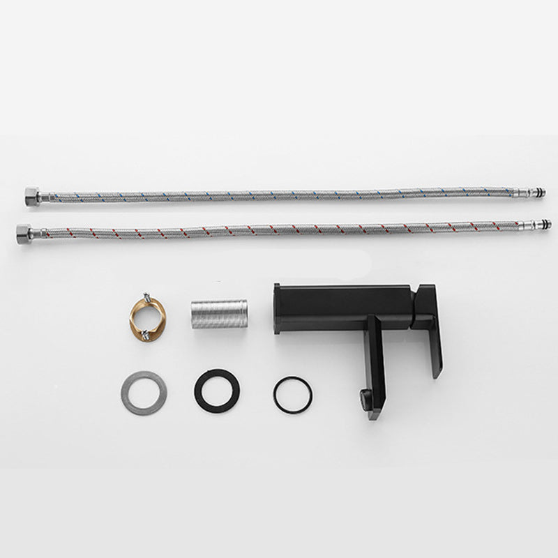 Single Hole Faucet 6.69" H Modern Low Arc Bathroom Faucet