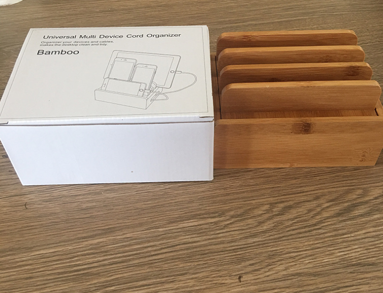 Tekavo ChargeDock Charging Station made of Bamboo | 5-Port USB & Organizer | For Smartphone, Tablet & Smartwatch | Incl. Cable Set