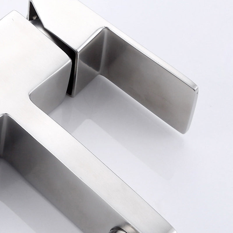 Basic sink faucet simple low arc metal centerset sink faucet for bathroom