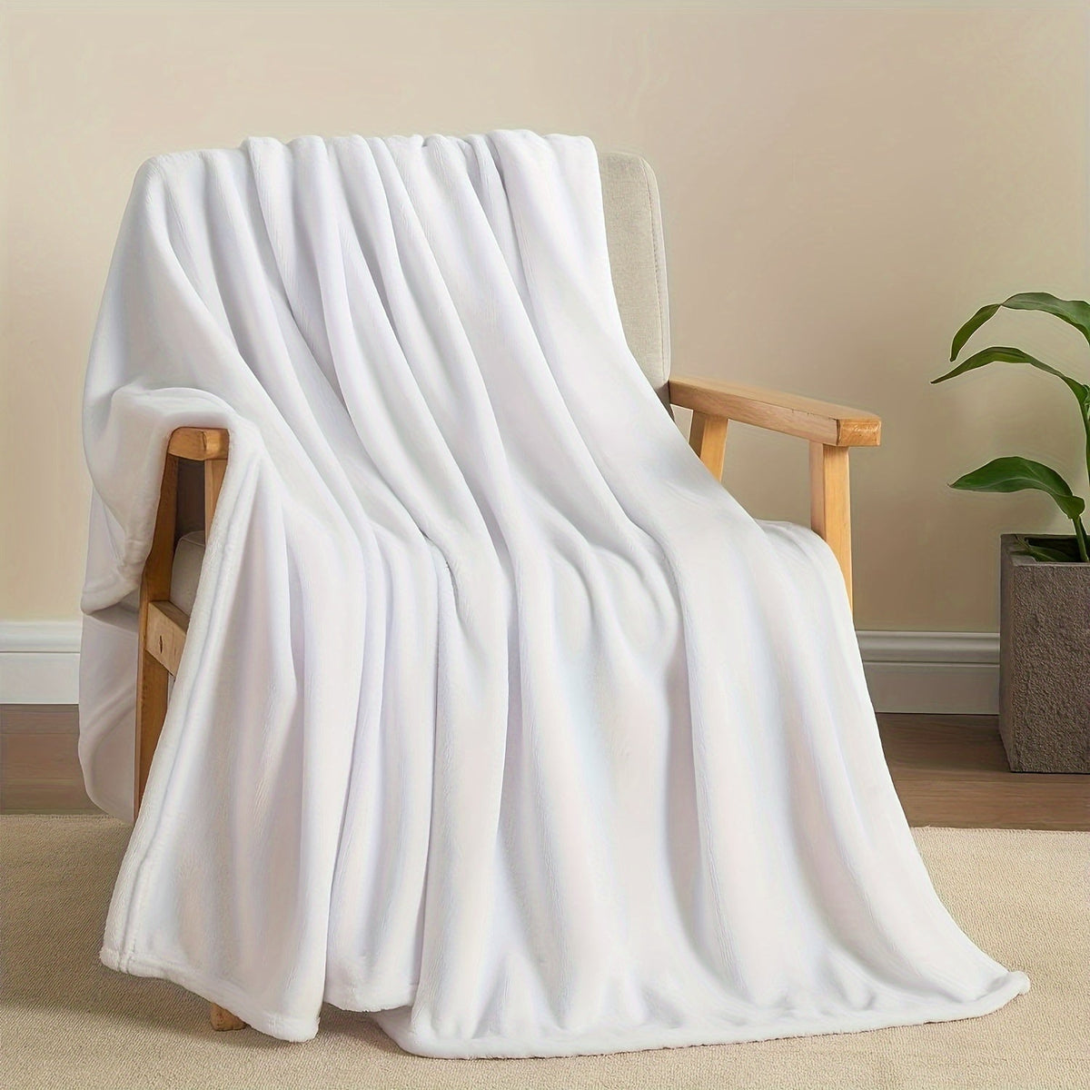 UltraSoft Fleece Blanket – Luxury Reversible for Every Season