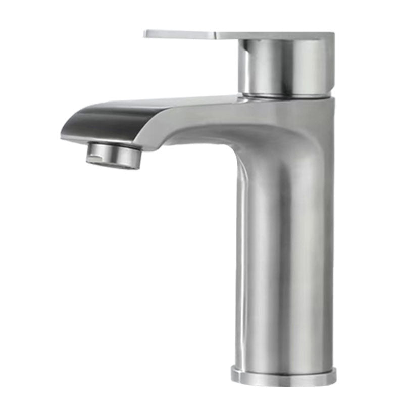 Single handle faucets Glam Style sink faucets for the bathroom