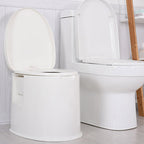 Modern Plastic Floor-Standing Toilet with Soft Close Seat for the Bathroom
