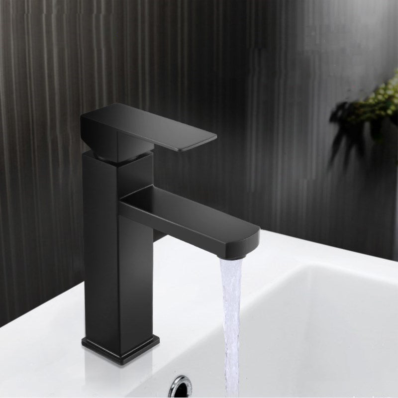 Modern Sink Faucet Centerset Bathroom Sink Faucet in Black