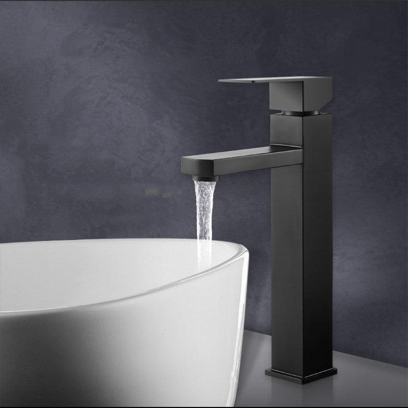 Modern Sink Faucet Centerset Bathroom Sink Faucet in Black