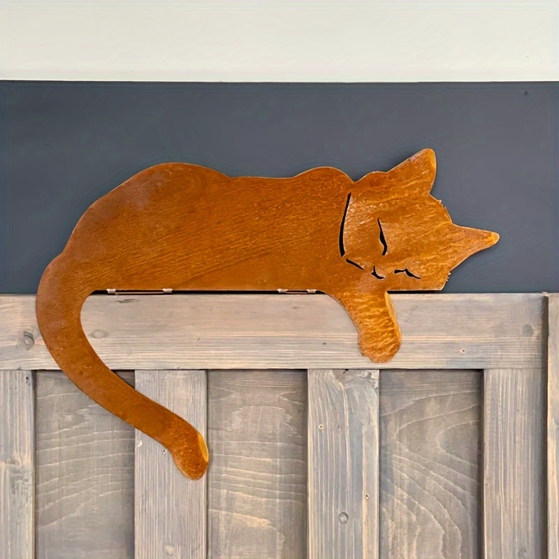Garden figure Sleeping Cat | Rustic Design | Weatherproof Iron | Decorative Highlight for Outdoor Areas