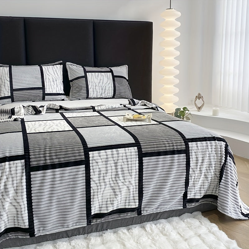 TrendyPlush - Luxury Velvet Blanket for Ultimate Comfort