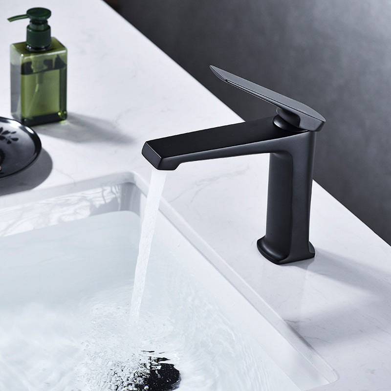 Modern centerset bathroom faucet Solid color copper faucet for the bathroom