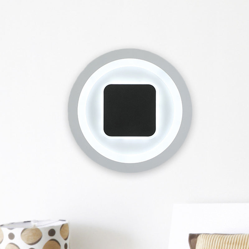 Square and Round Wall Lights Modernism Metal LED Bedroom Wall Sconce in Black and White