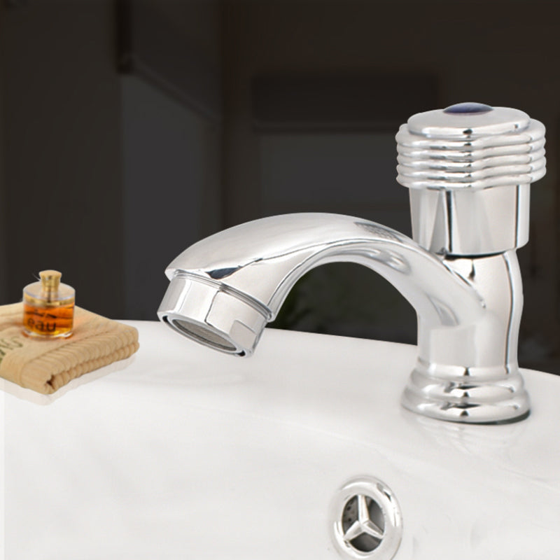 Contemporary Water Tap Knob Handle Low Arc Zinc Faucet in Silver