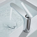 Luxury 1 Handle Sink Bathroom Faucet Round Brass Sink Faucet with Water Hose