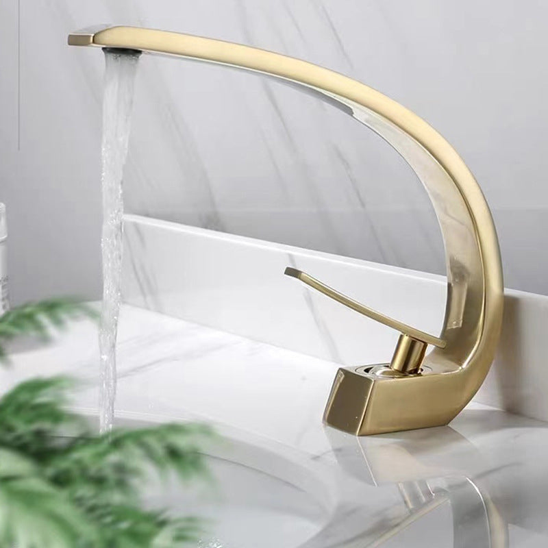 17 cm High Basin Faucet Luxury 1 Hole Basin Faucet Cubic Bathroom Faucet