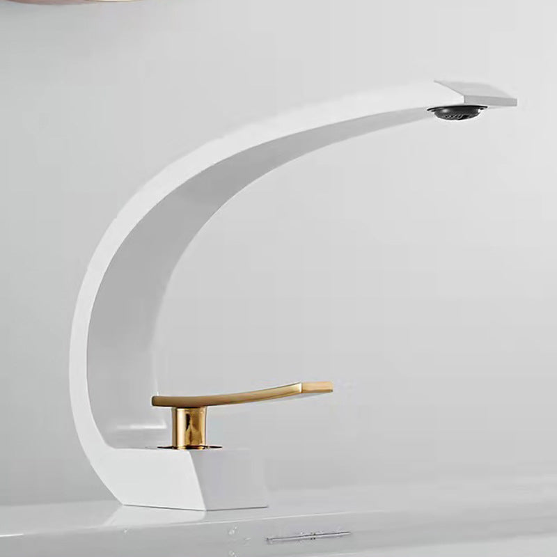 17 cm High Basin Faucet Luxury 1 Hole Basin Faucet Cubic Bathroom Faucet