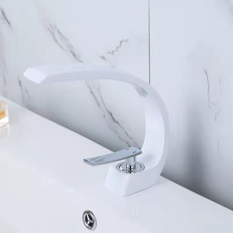 17 cm High Basin Faucet Luxury 1 Hole Basin Faucet Cubic Bathroom Faucet