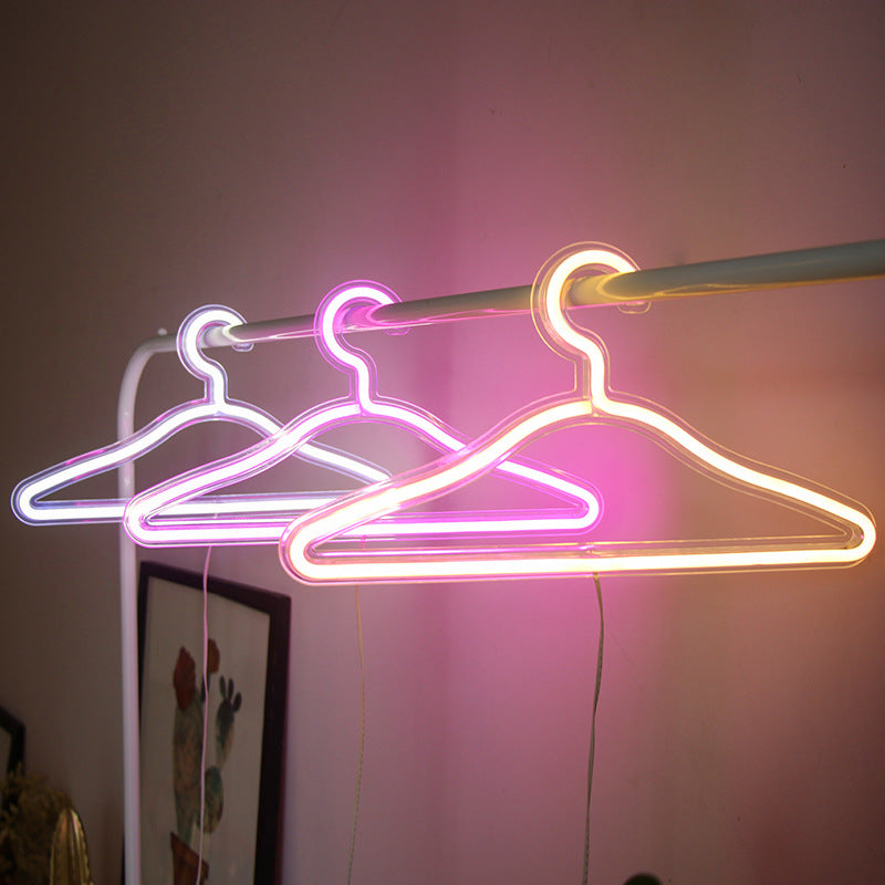LightHanger LED Clothes Hanger – Rechargeable Illuminated Hanger with Luxury Neon Light