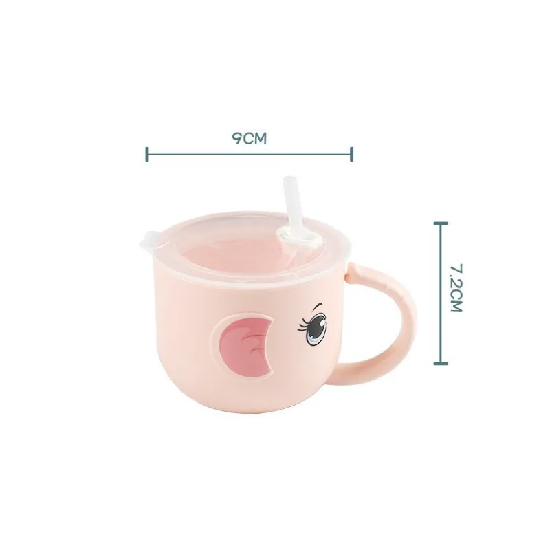 Children's drinking cup with straw