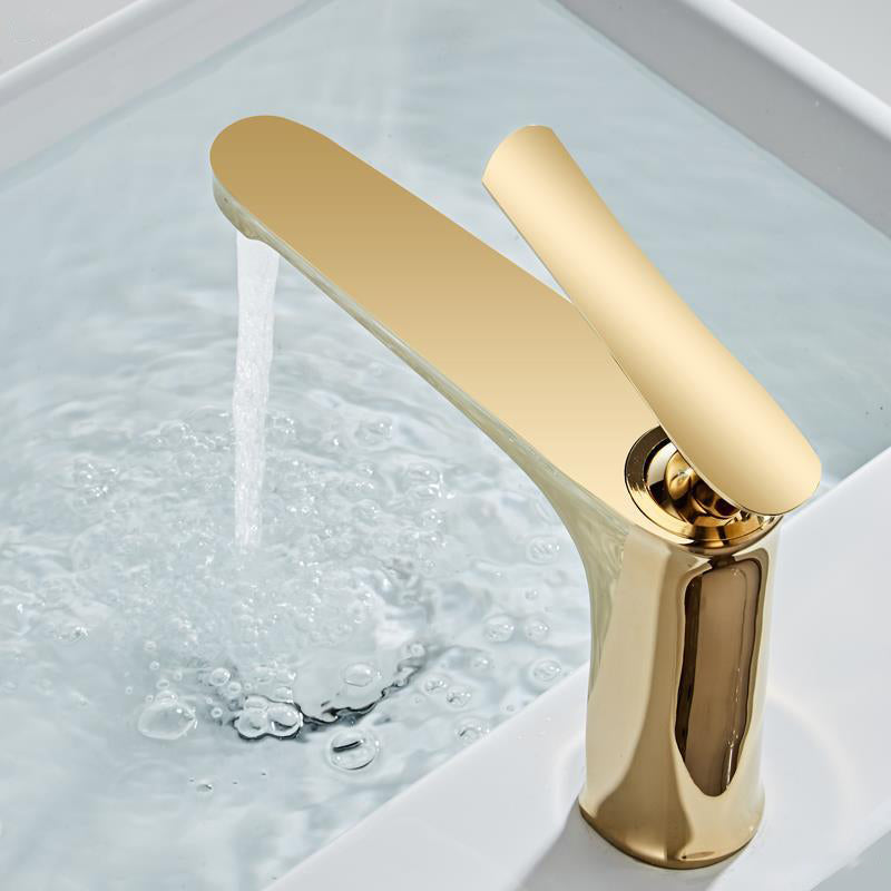 Light Luxury Sink Faucet 6.69" H Modern Brass Sink Faucet
