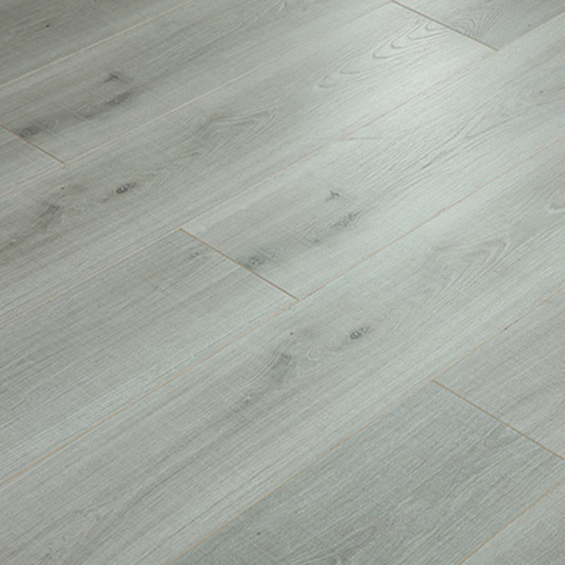 Modern Wood Laminate Flooring Stain-Resistant Laminate Plank Flooring