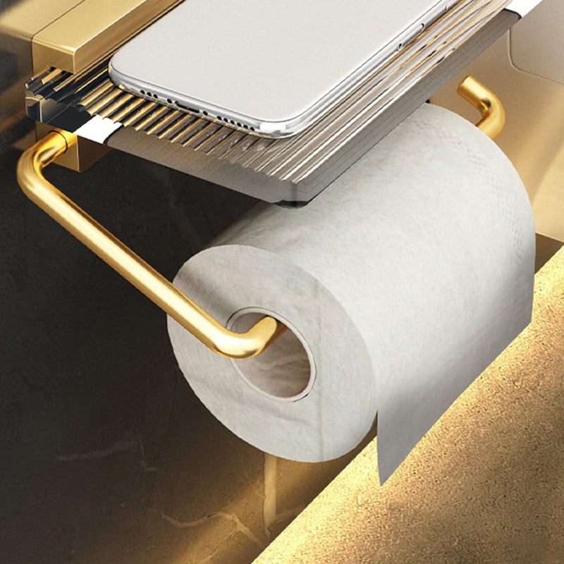 Bathroom Accessories Set in Gold Metal and Acrylic Bathroom Accessories Set