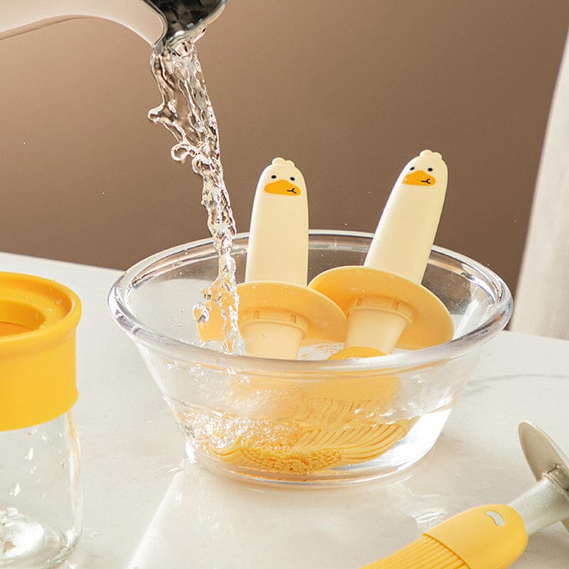 Oil dispenser with brush for BBQ