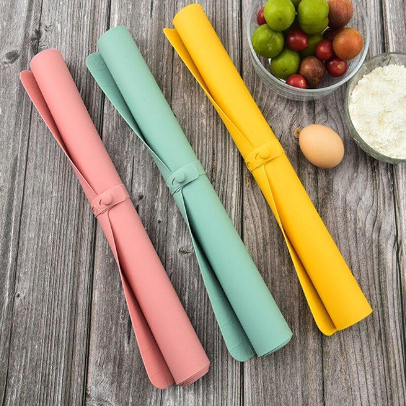 Non-stick silicone baking mat