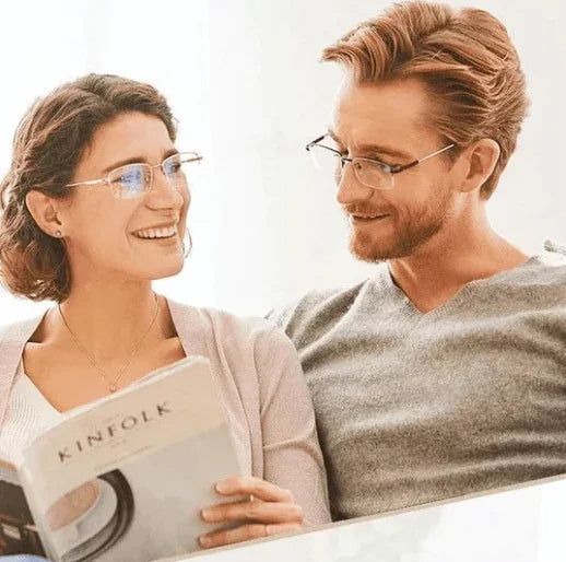 Progressive reading glasses with high hardness and anti-blue light filter for distance and near viewing