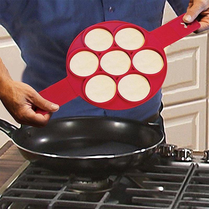 Non-stick silicone pancake mold ring