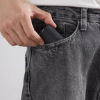 Washable electric shaver in pocket format