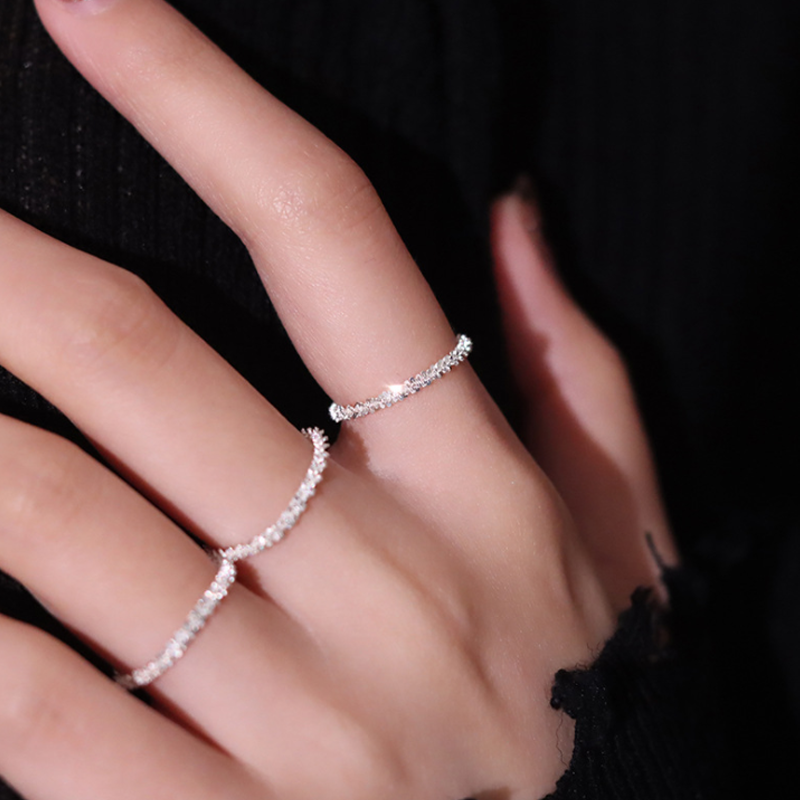 Simple thin glitter ring