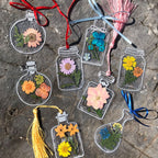 Transparent dried flower bookmarks