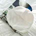 Moisturizing facial towel made of coral velvet