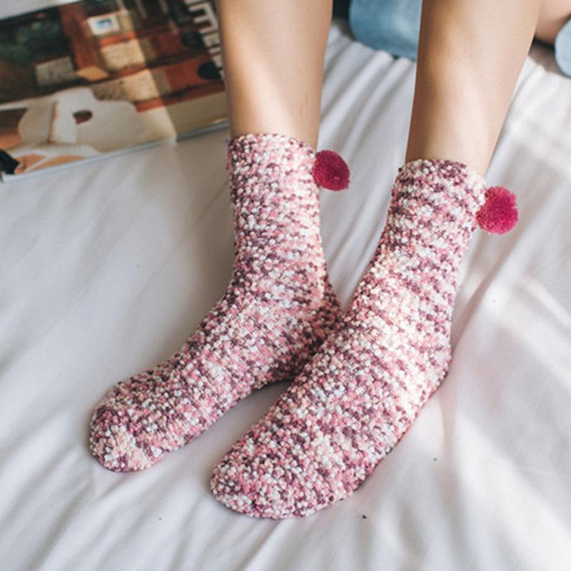 Comfy Gift Pom Pom Cupcake Socks