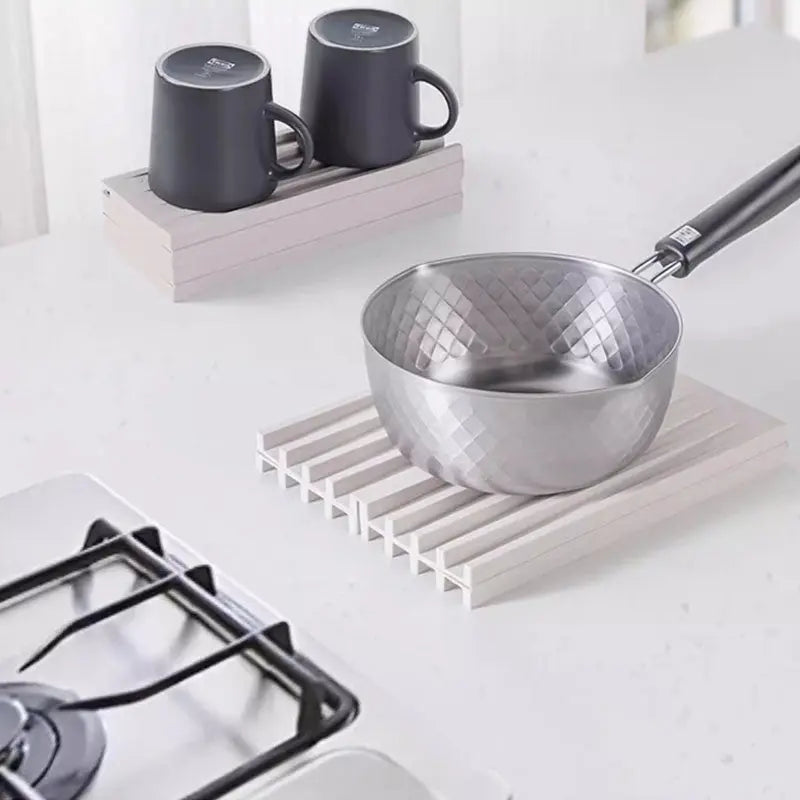 Collapsible Silicone Draining Mat – Heat Resistant Kitchen Drying Mat