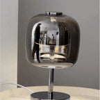 Portable - Elegant table lamp made of mirror glass