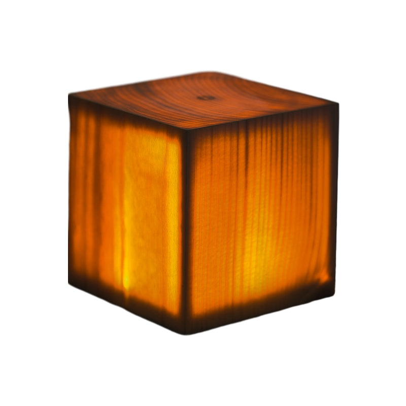 LumiWood – LED table lamp with battery and touch control