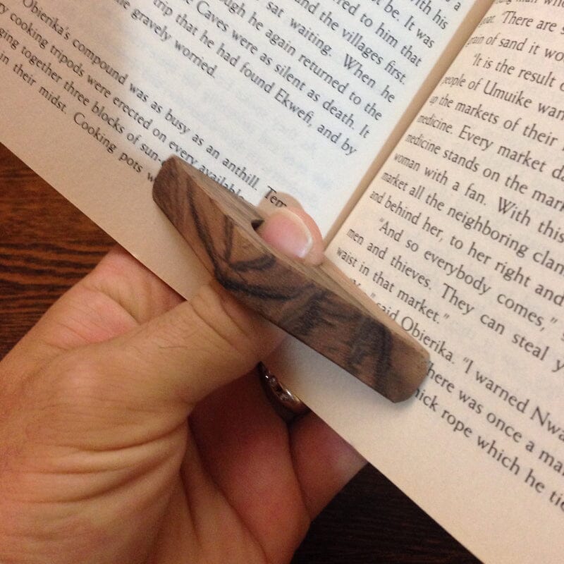 Book reading tool made of solid wood