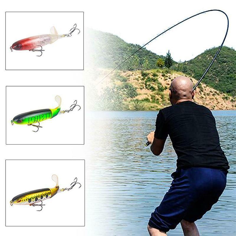 Fishing bait with propeller tractor
