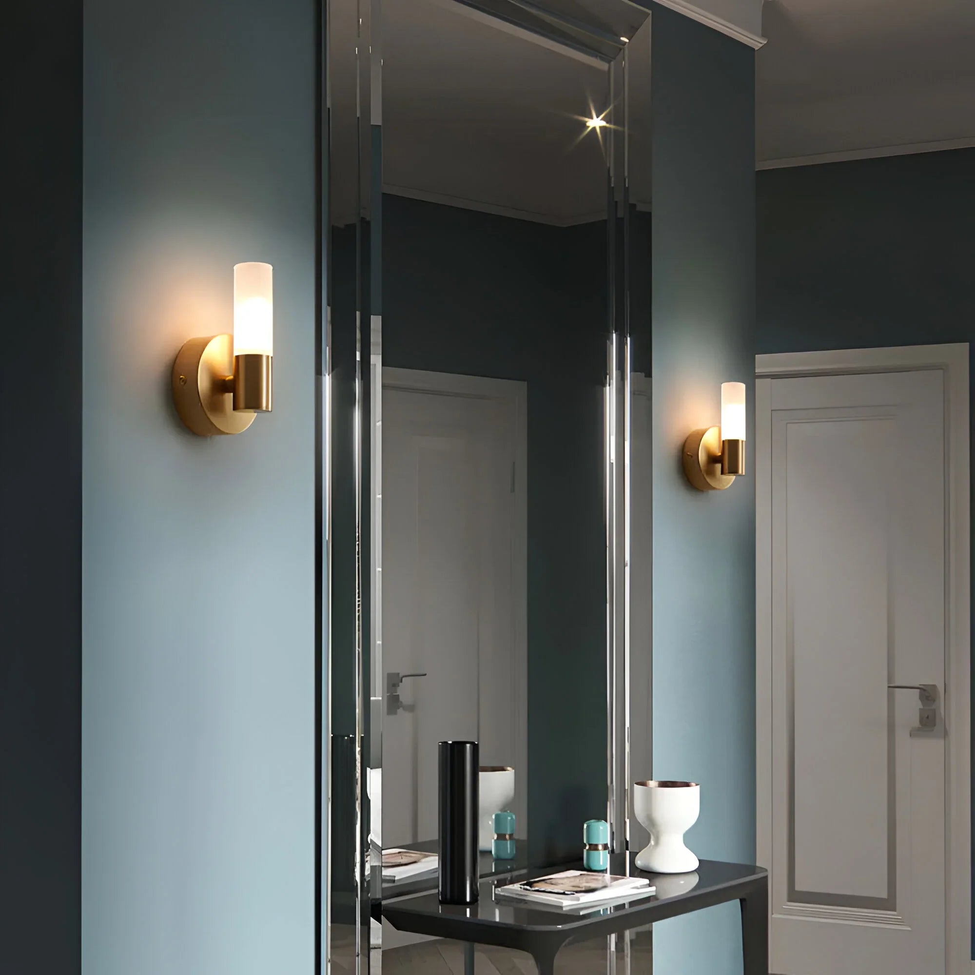 MiraLicht – Modern Cylindrical Wall Lamp