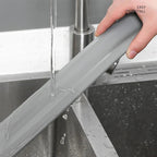 Sealing strip for the bottom of the door