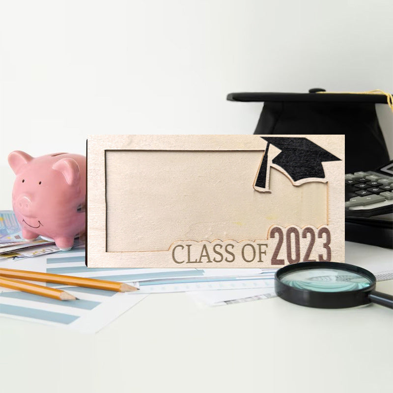 Personalized graduation money holder