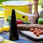 Compact outdoor fan against mosquitoes and flies – Mobile and battery-operated